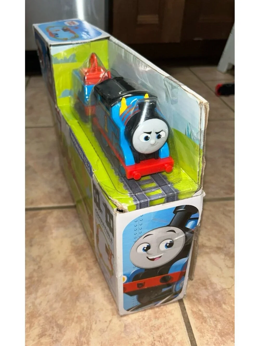 Thomas & Friends Motorized Thomas Wobble Track Playset NEW Fisher-Price